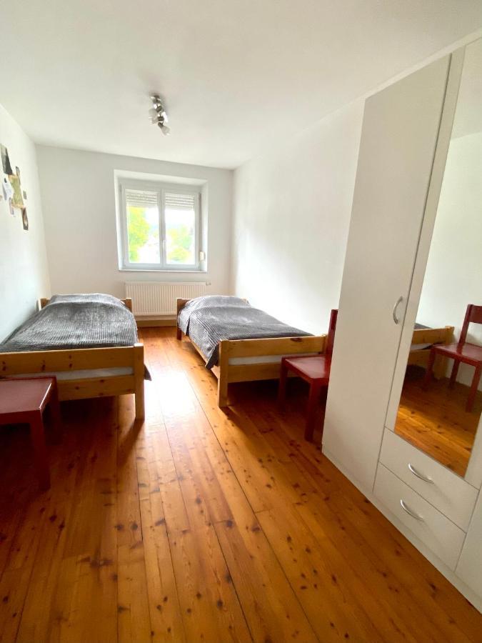 3 Zimmer Apartment Mit Flussblick - Self Check-In Eggenfelden Ngoại thất bức ảnh